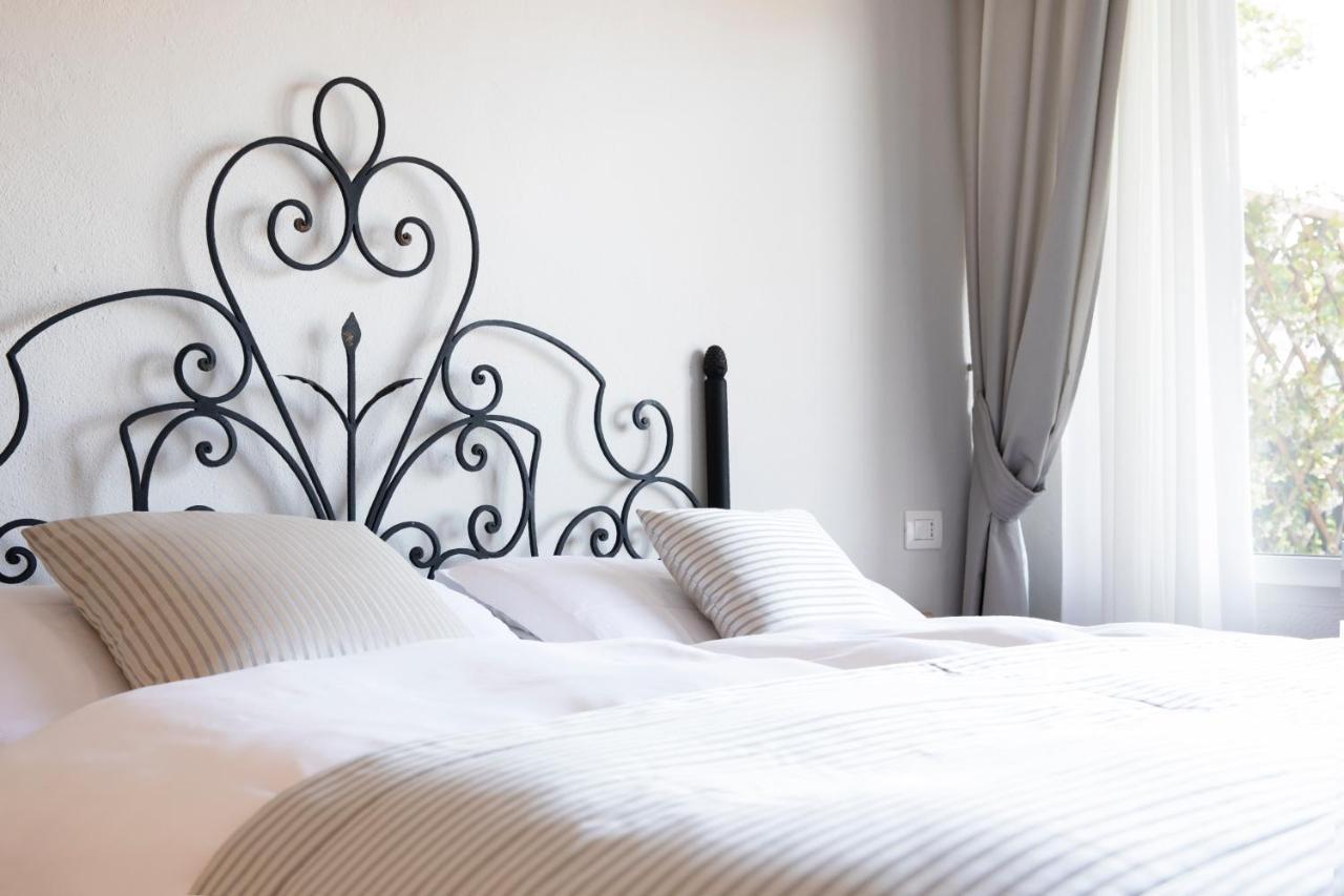 Charming Moment Di Villa Porta - Residenza Leonardo Luino Exterior photo